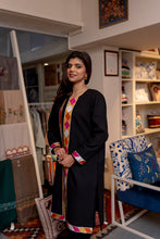 Load image into Gallery viewer, CHOPE-STYLE PHULKARI JACKET