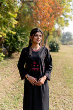 Load image into Gallery viewer, Phulkari Loop Kurta