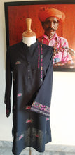 Load image into Gallery viewer, Black Afghan Motifs Shirt