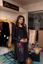 Load image into Gallery viewer, BAGH Jacket - Phulkari
