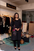 Load image into Gallery viewer, BAGH Jacket - Phulkari
