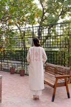 Load image into Gallery viewer, PHULKARI JACKET AND SHIMMERING ARTISTRY PRE - ORDER
