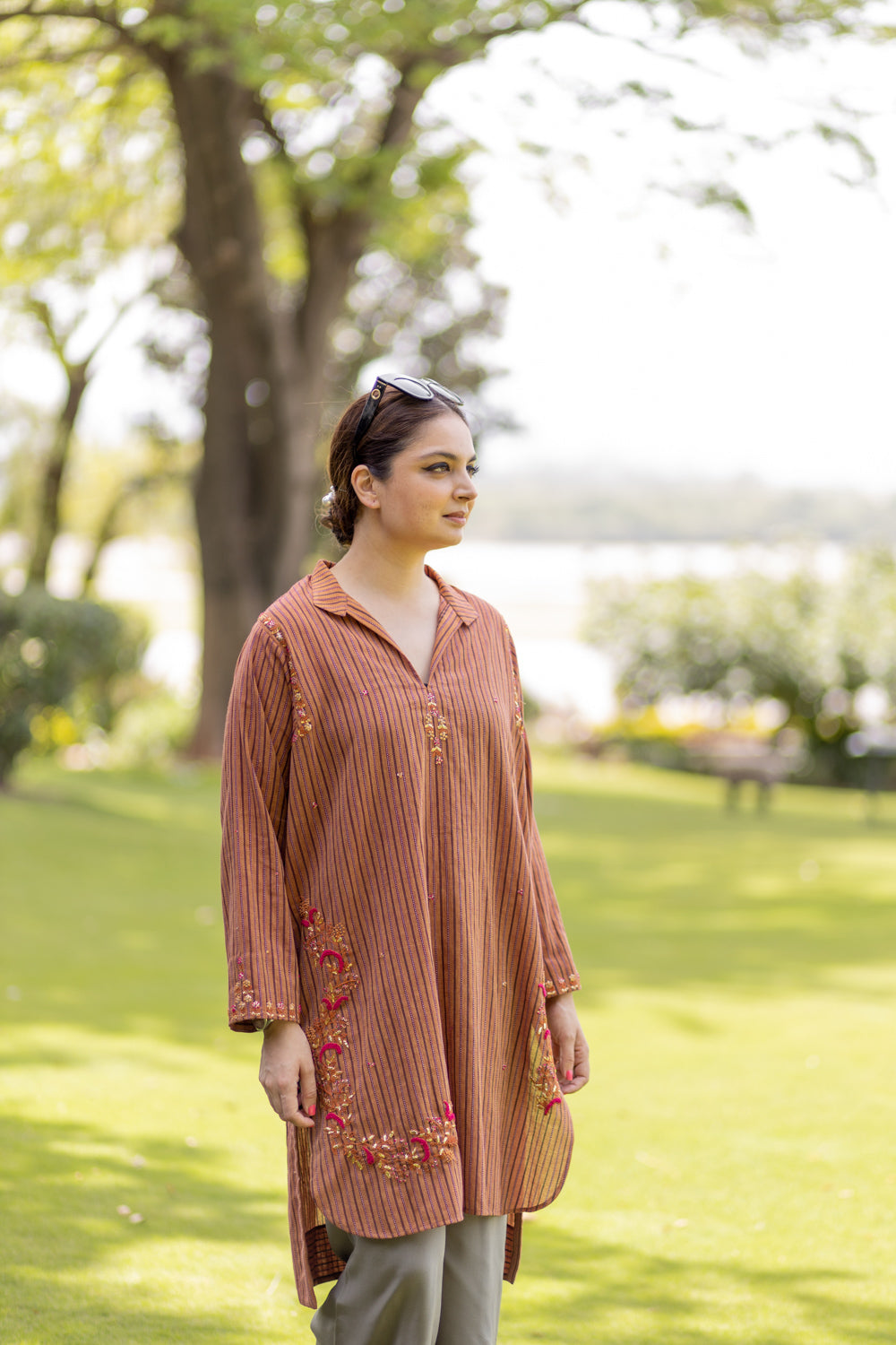 Susi Kurta with 3D embroidery- Pre Order Susi Kurta with 3D embroidery- Pre Order